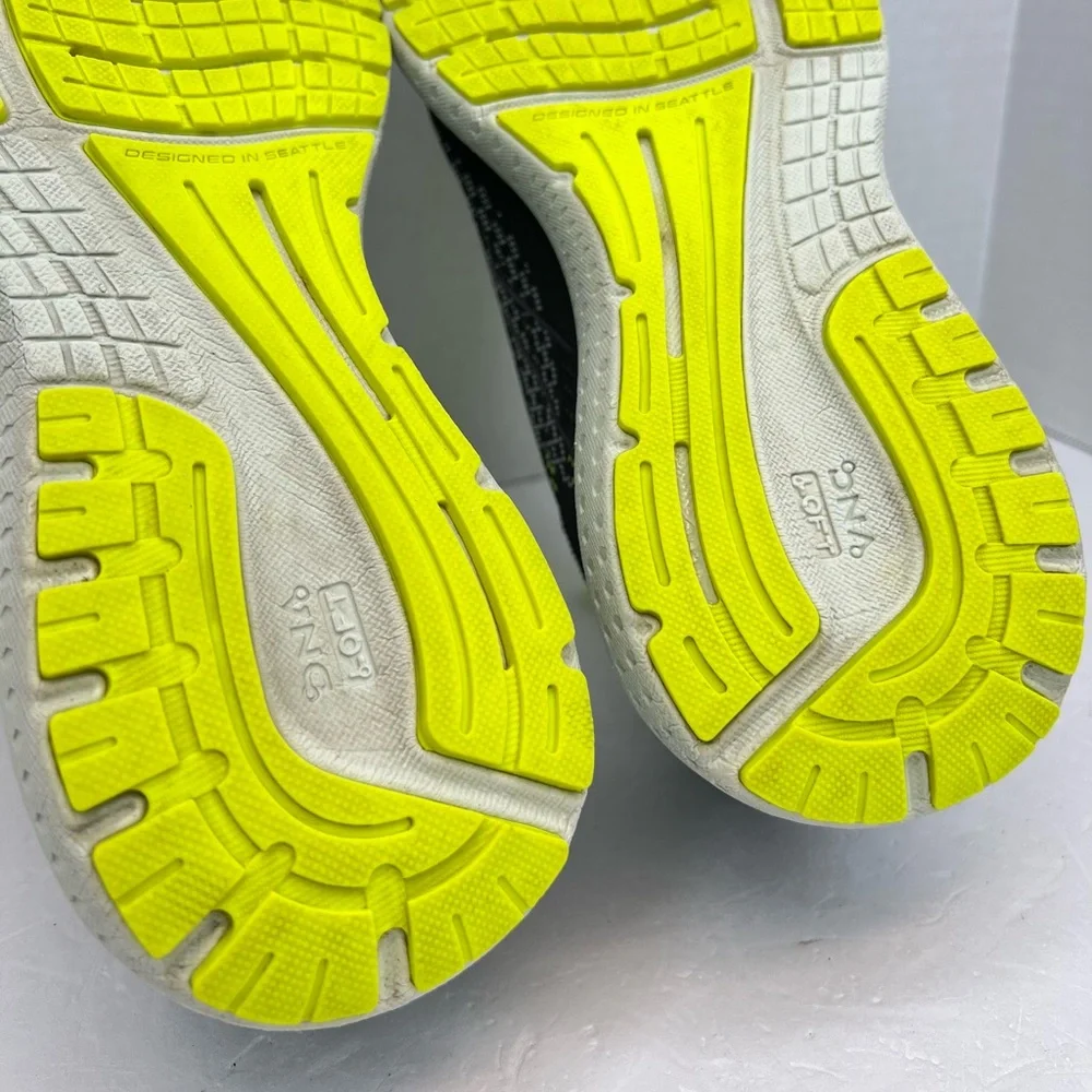 Brooks Black Neon Yellow Athletic Running Shoes with Teal Logo
